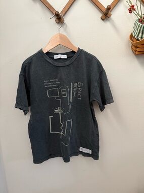 Zara Tee